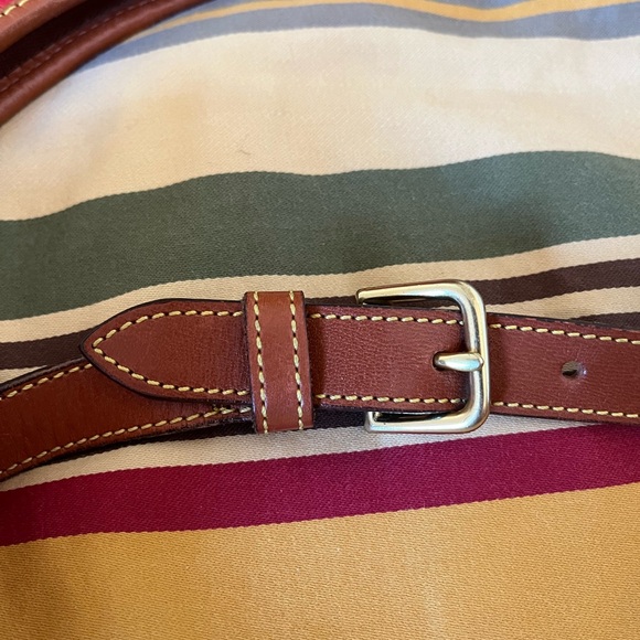 Dooney & Bourke VINTAGE AWL red large Hobo Purse - Picture 14 of 15